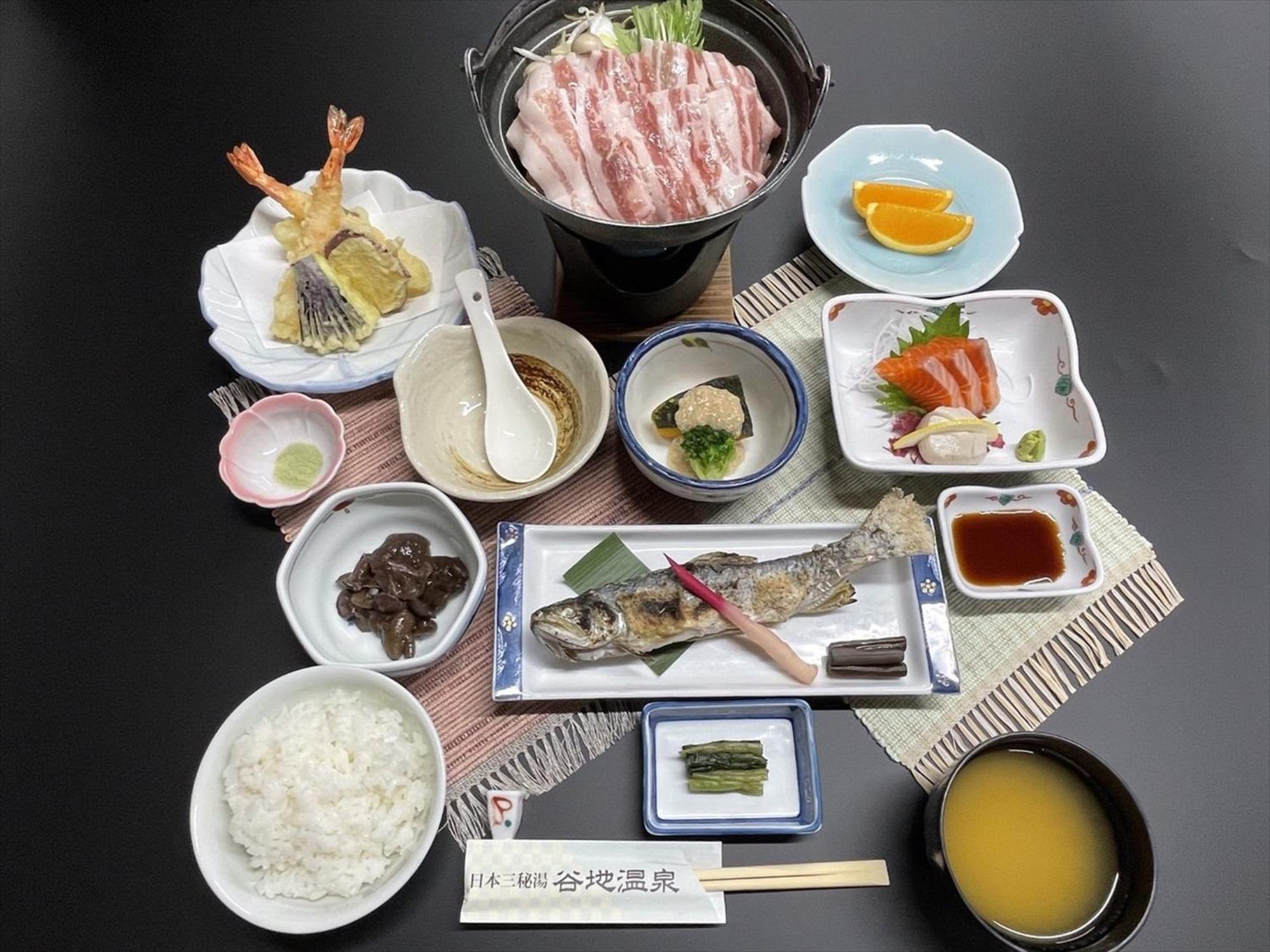 Yachi Onsen Hotel Towada Bagian luar foto